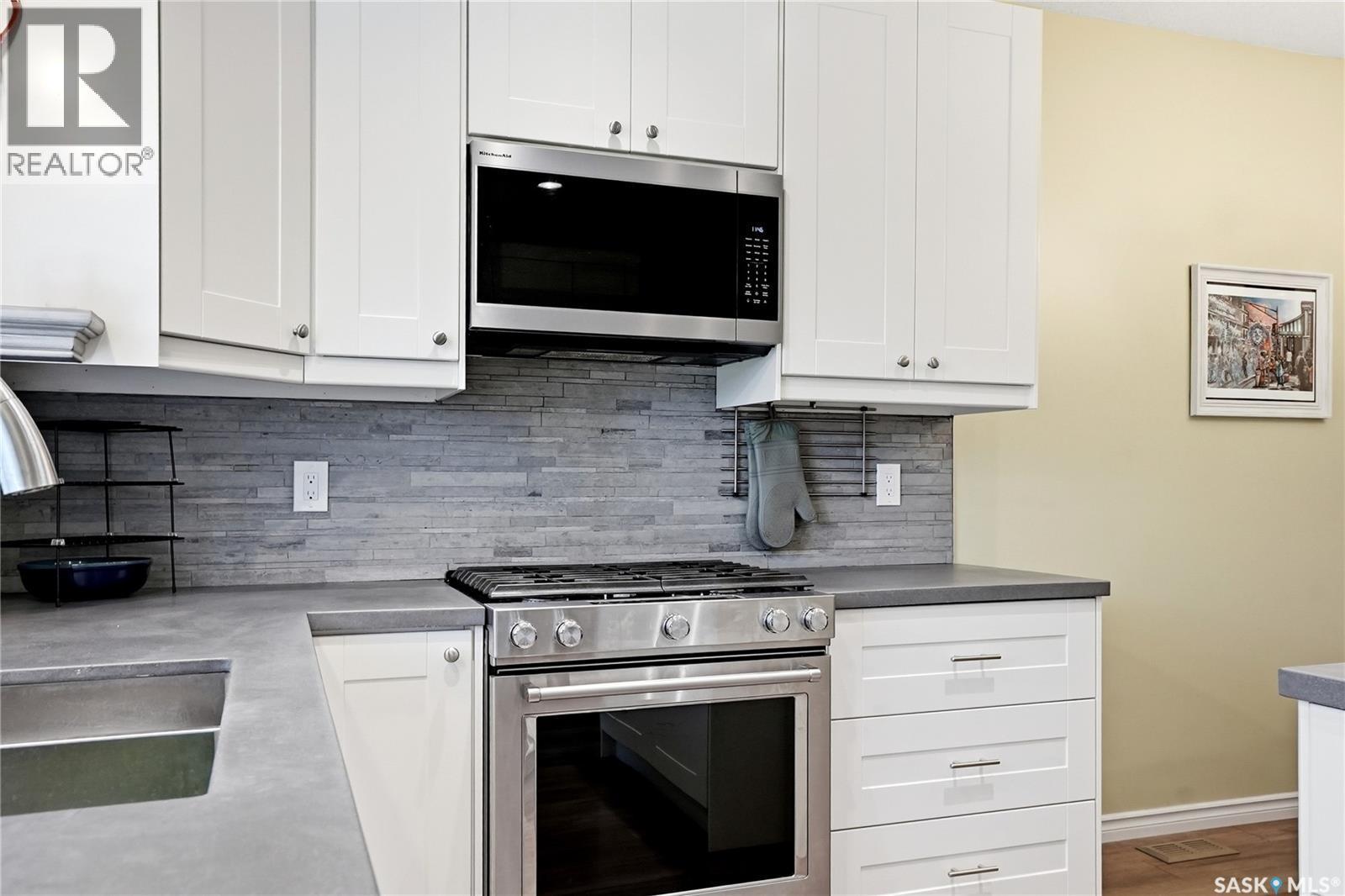 23 Blackley Place, Saskatoon, SK
