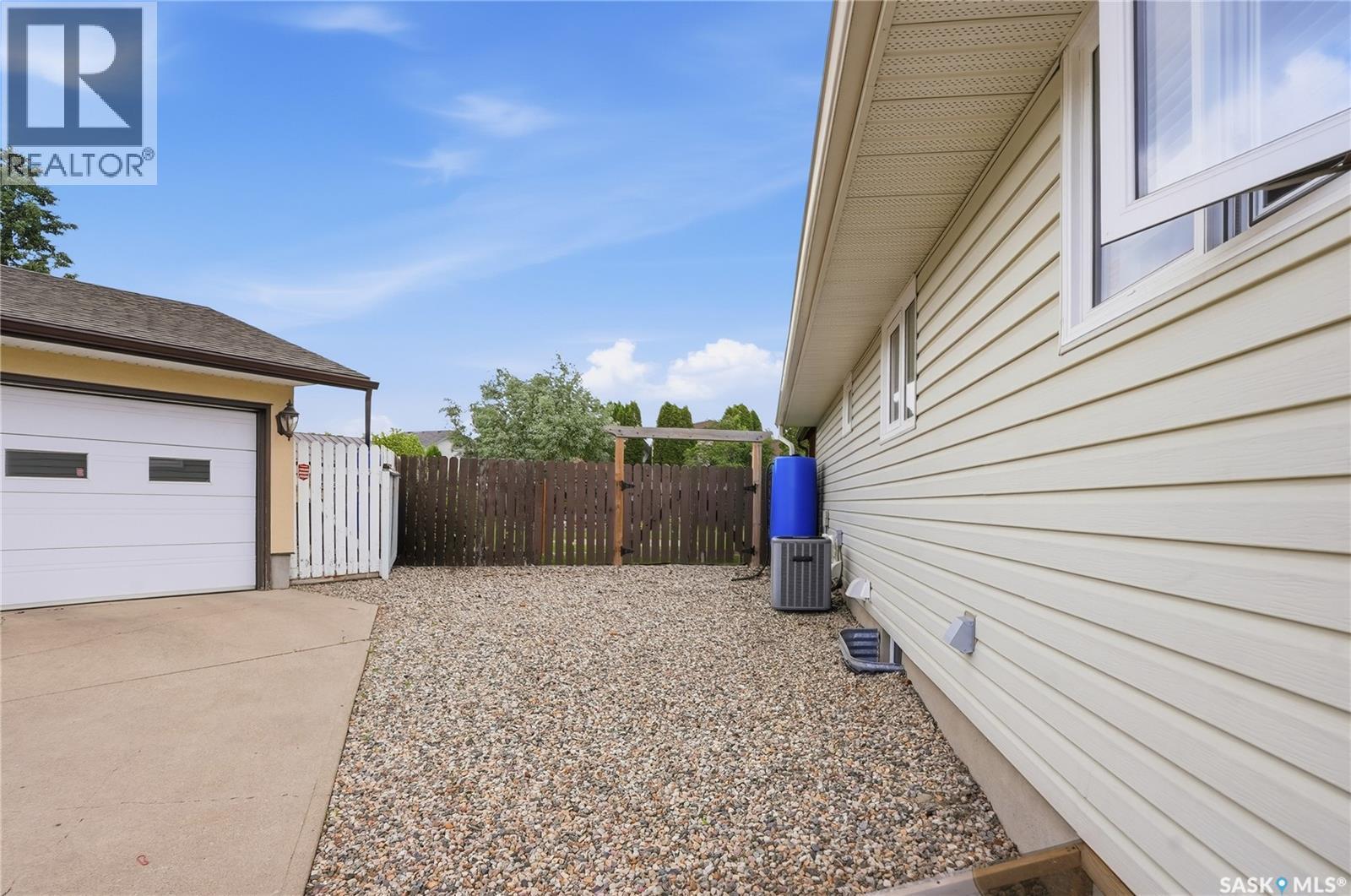 23 Blackley Place, Saskatoon, SK