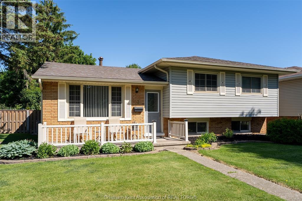 3 Goldmere Drive, Chatham, ON