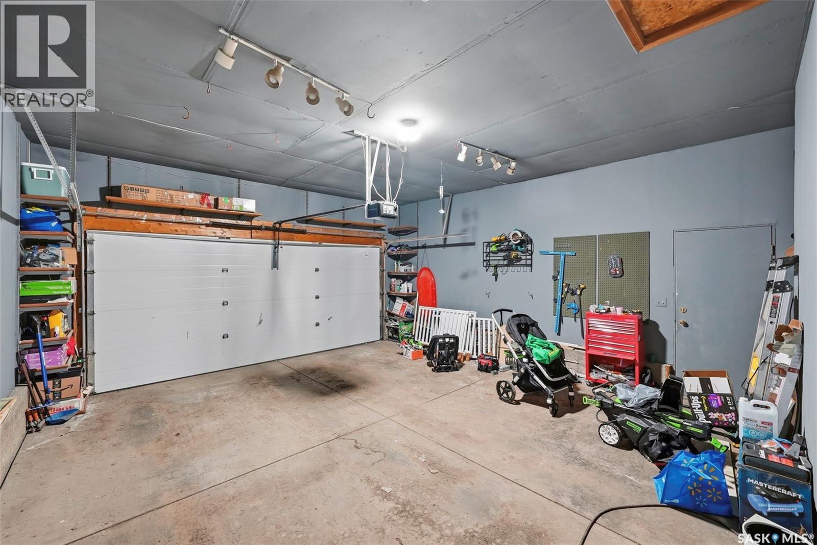 331 Steiger Way, Saskatoon, SK