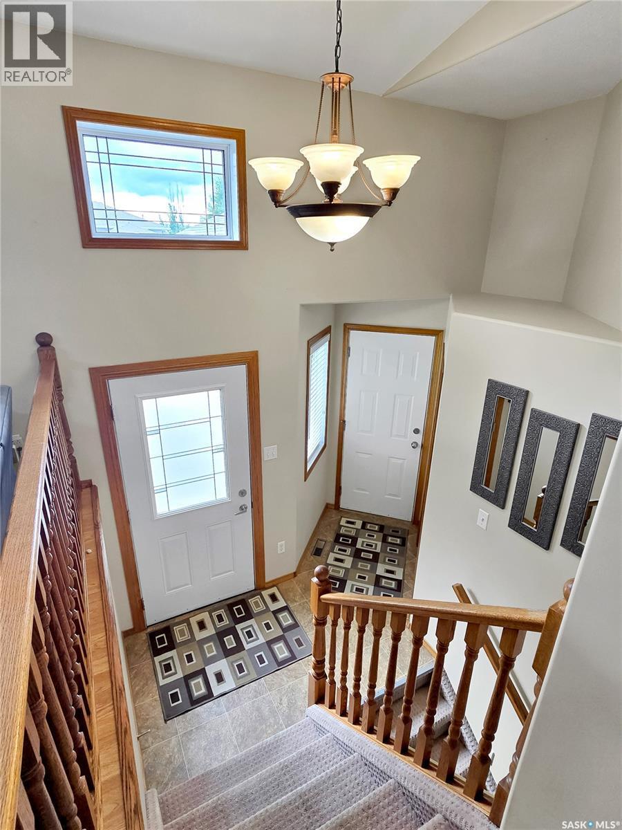 702 Grabowski Crescent, Warman, SK