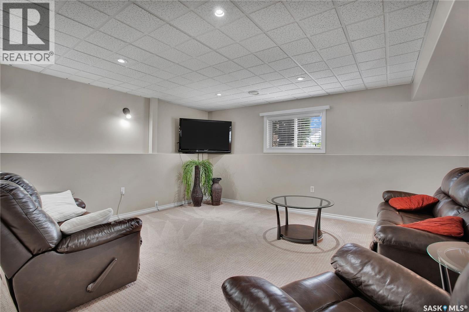 702 Grabowski Crescent, Warman, SK
