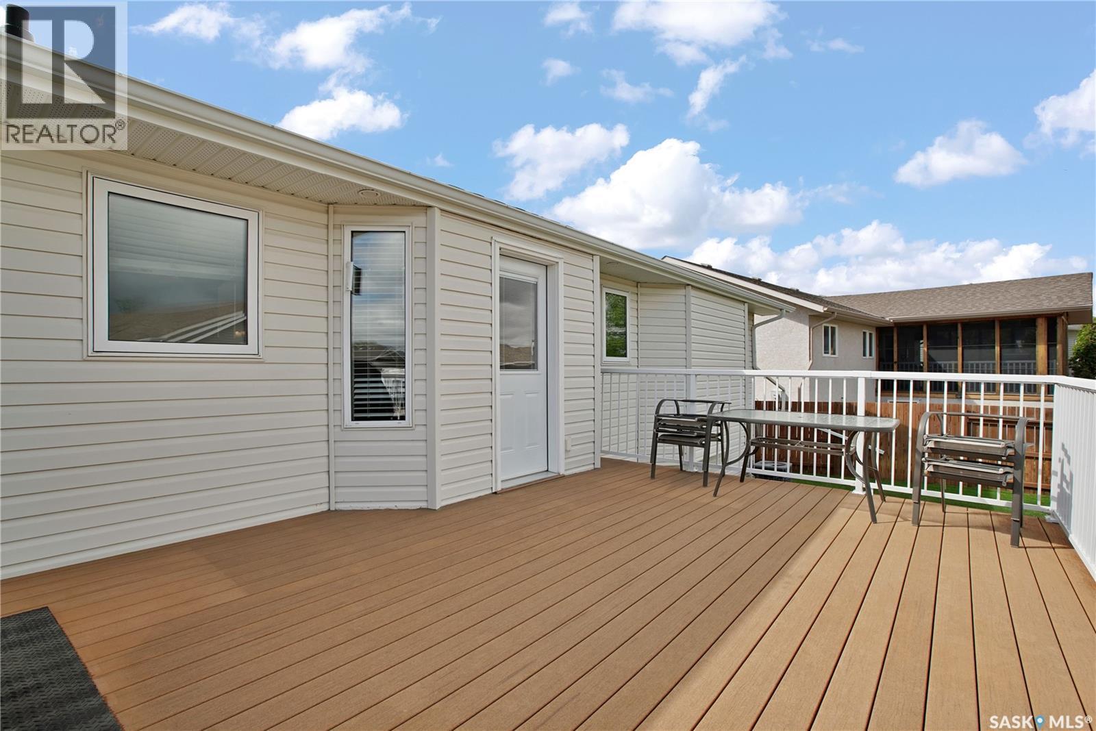 702 Grabowski Crescent, Warman, SK