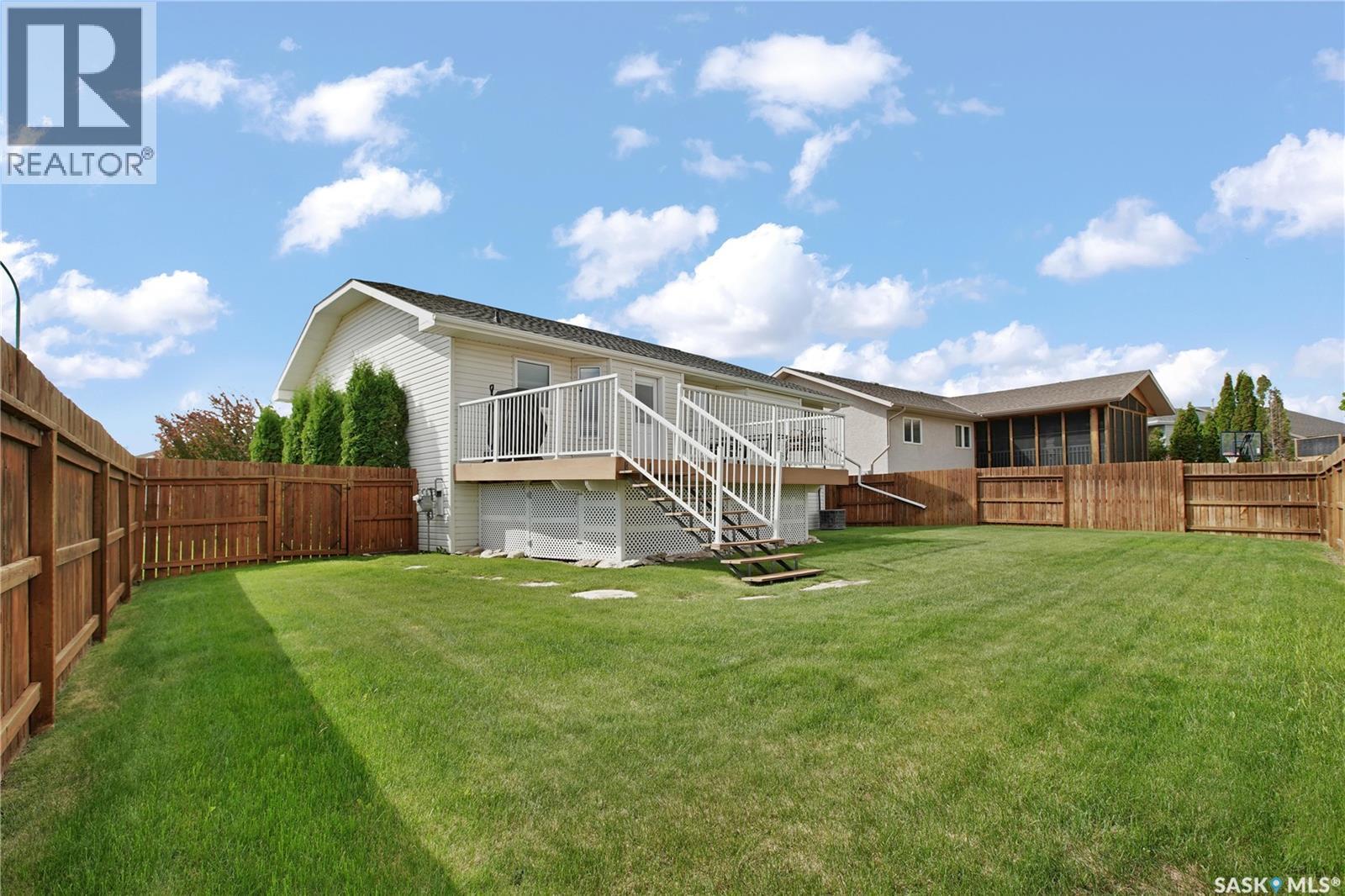 702 Grabowski Crescent, Warman, SK