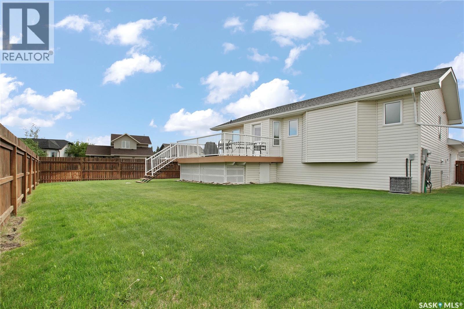 702 Grabowski Crescent, Warman, SK