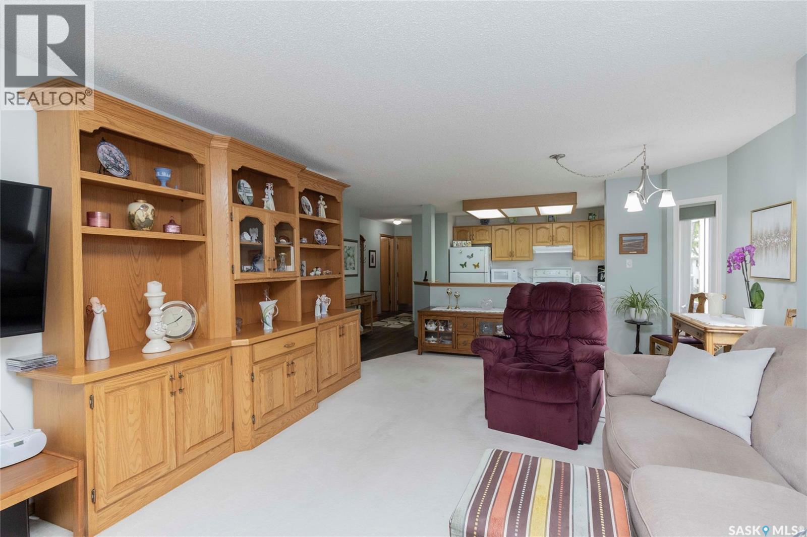 209 410 Main Street, Saskatoon, SK