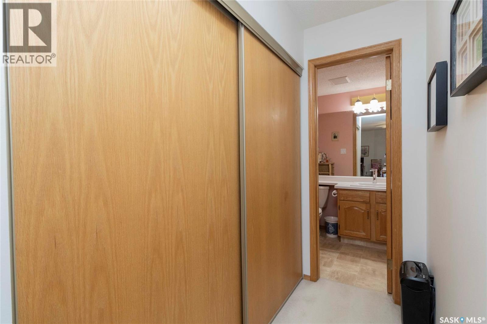 209 410 Main Street, Saskatoon, SK
