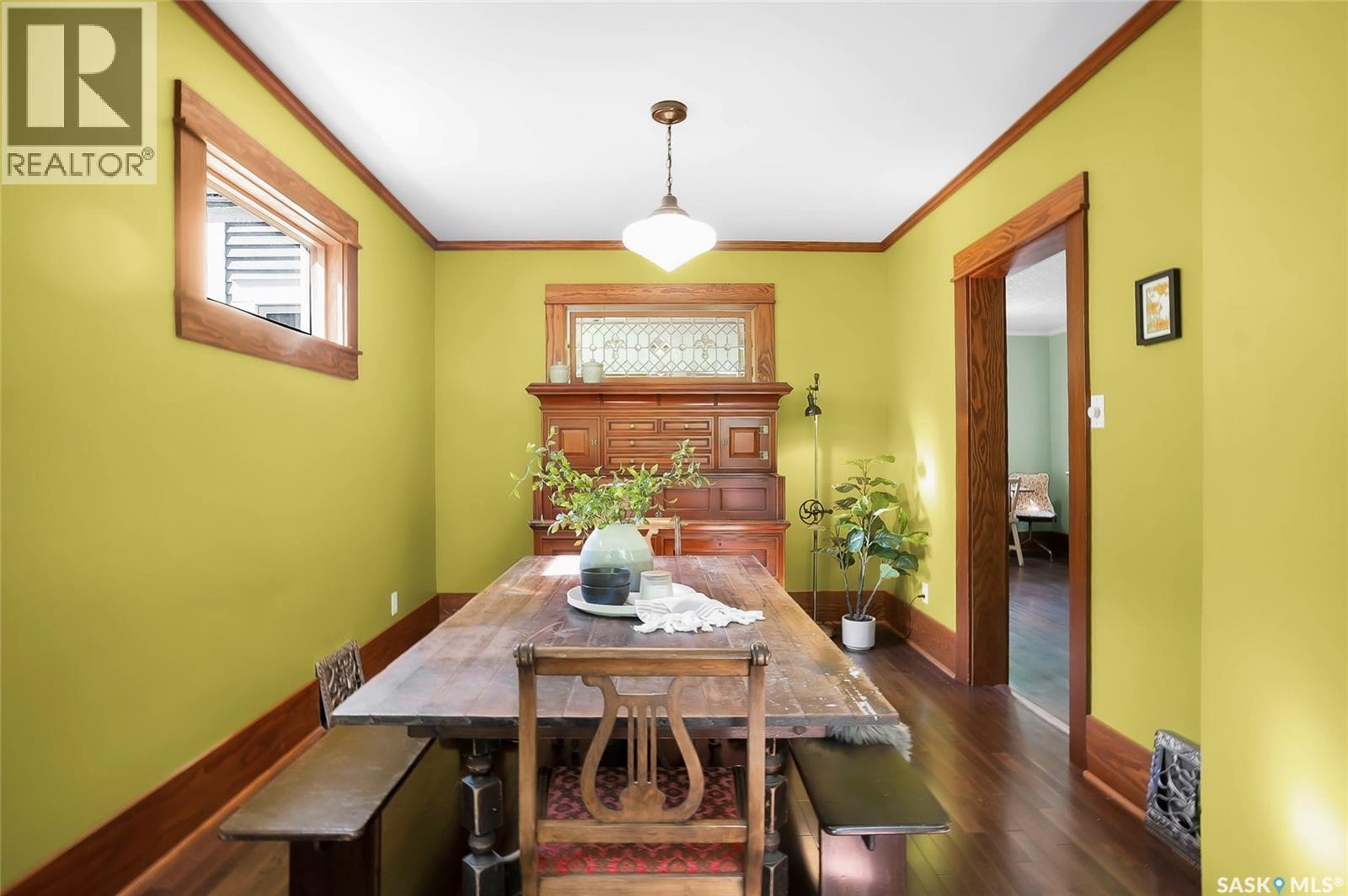 725 11Th Street E, Saskatoon, SK
