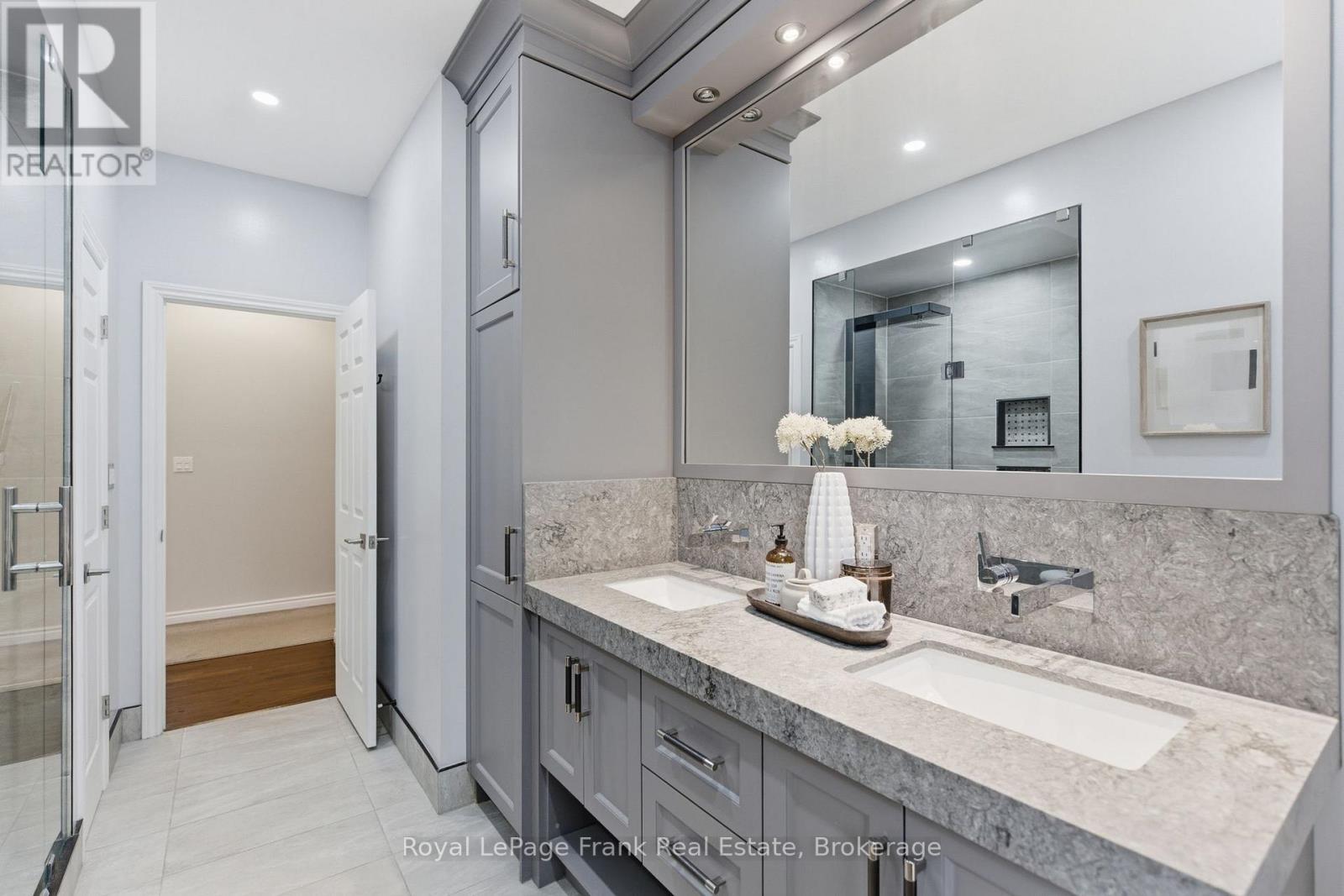 8 Buggey Lane, Ajax, ON