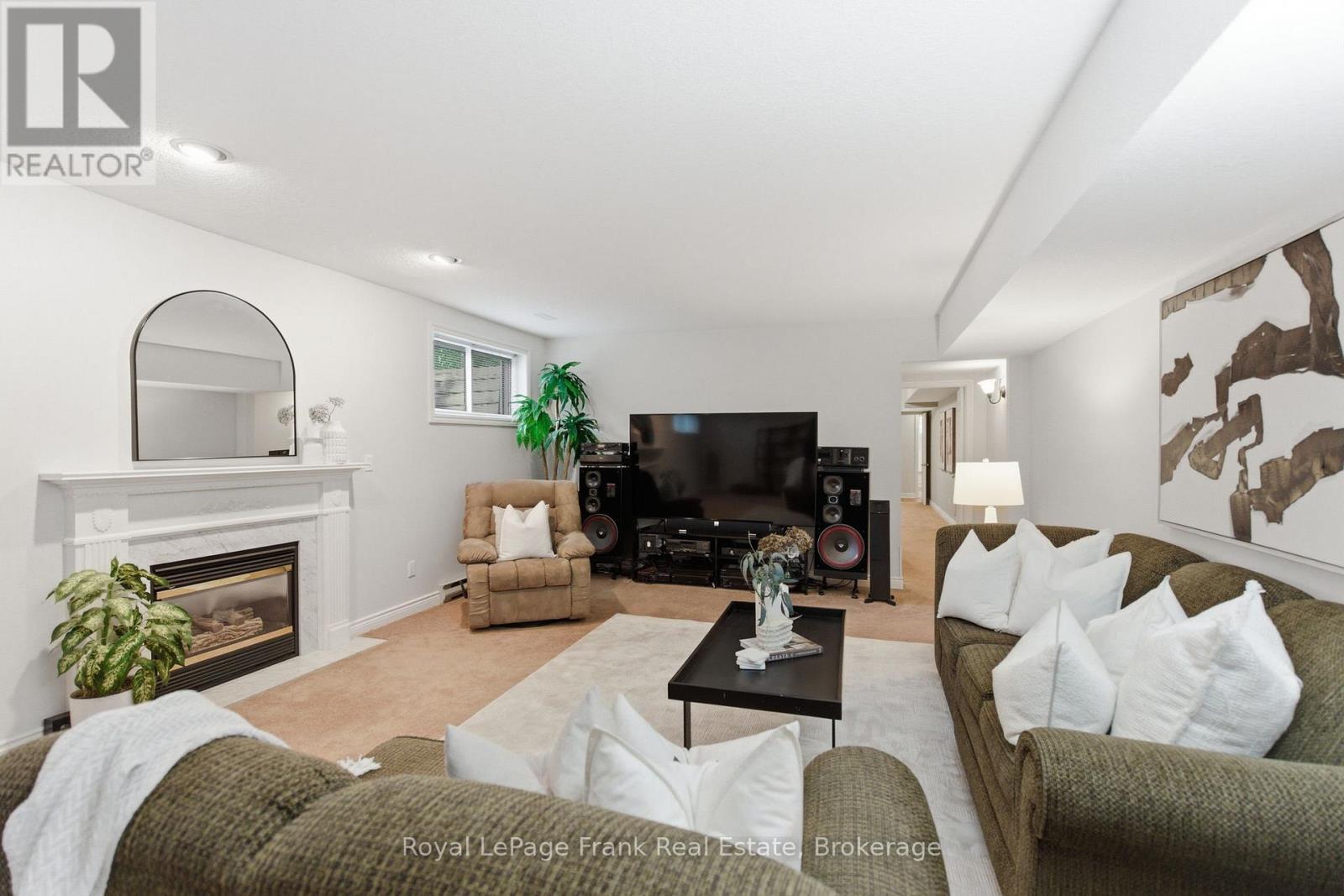 8 Buggey Lane, Ajax, ON