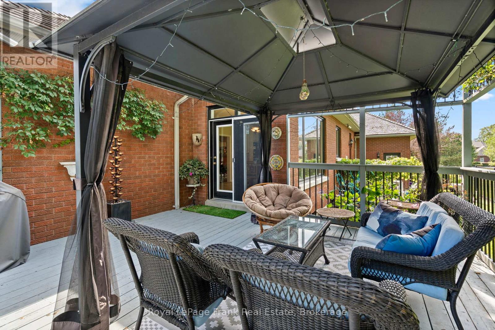 8 Buggey Lane, Ajax, ON