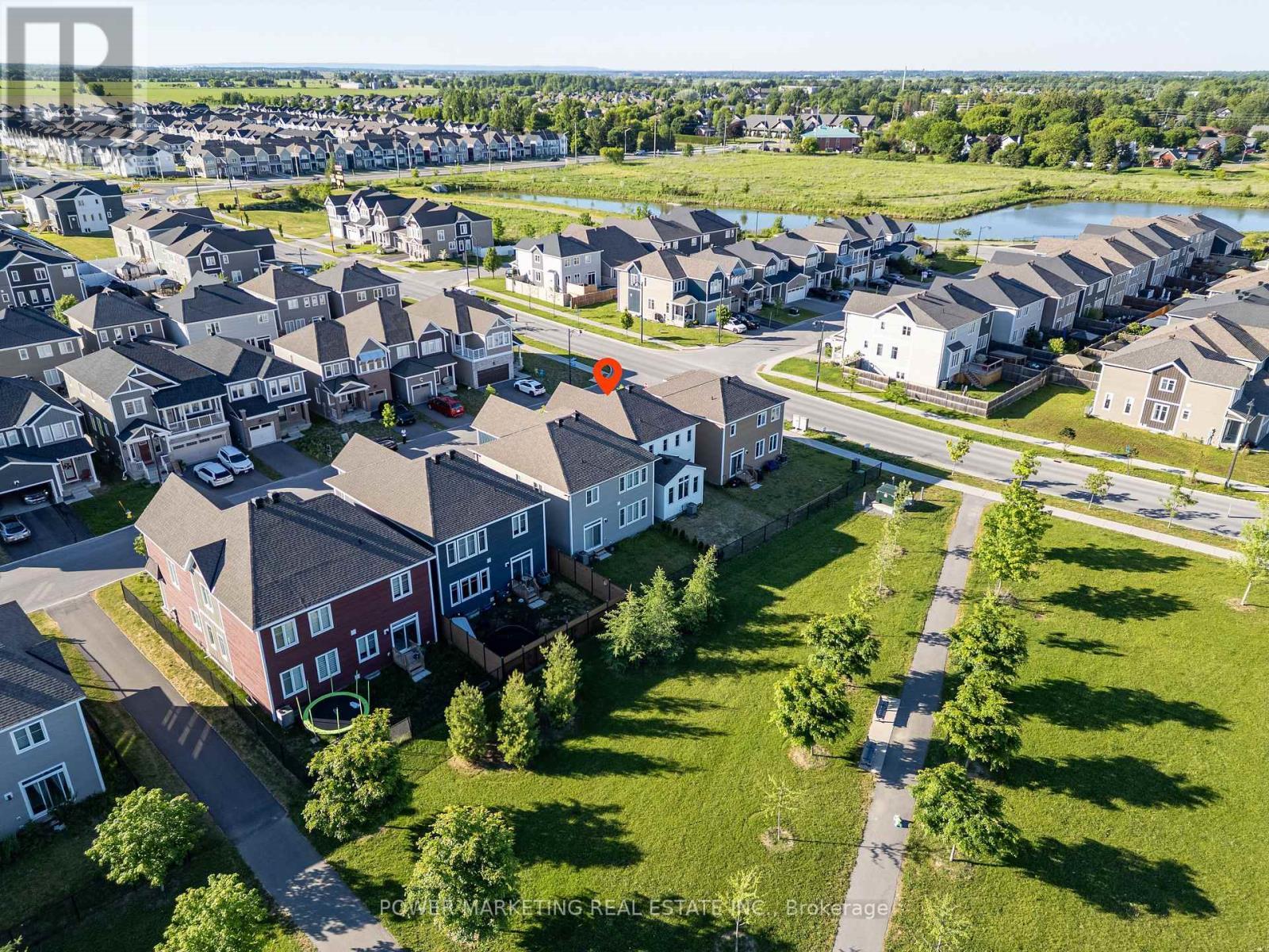 129 Hackamore Crescent, Ottawa, ON