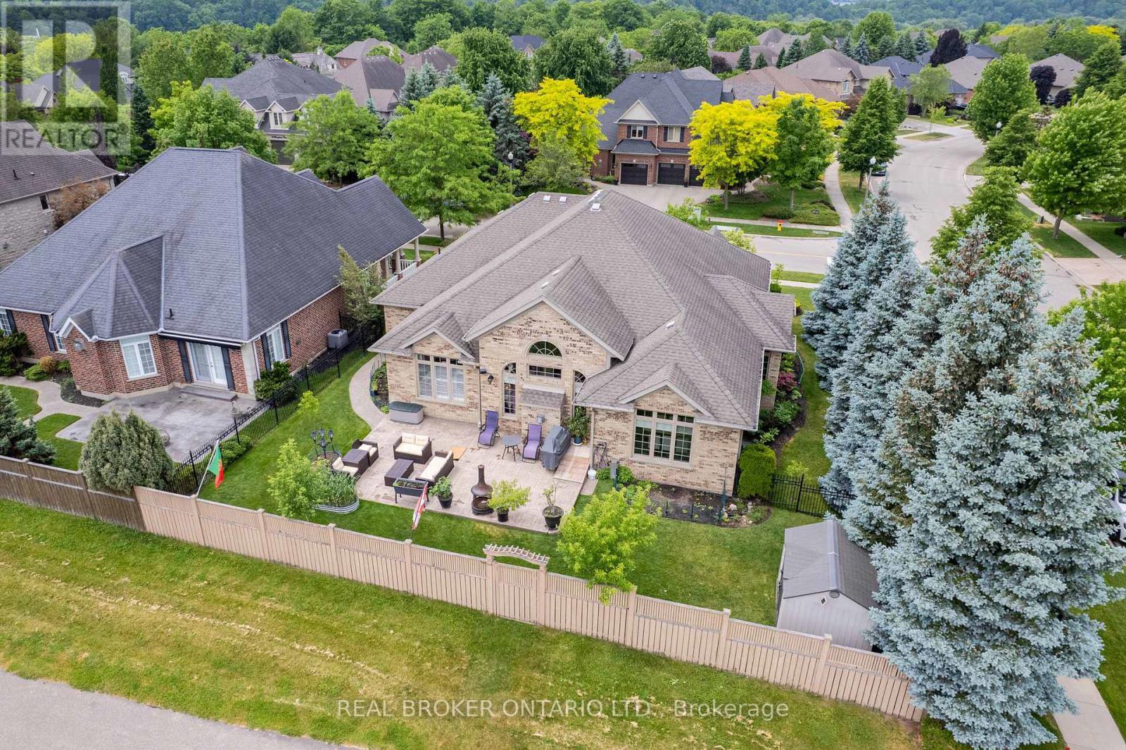 114 Pennsylvania Crescent, Kitchener, ON