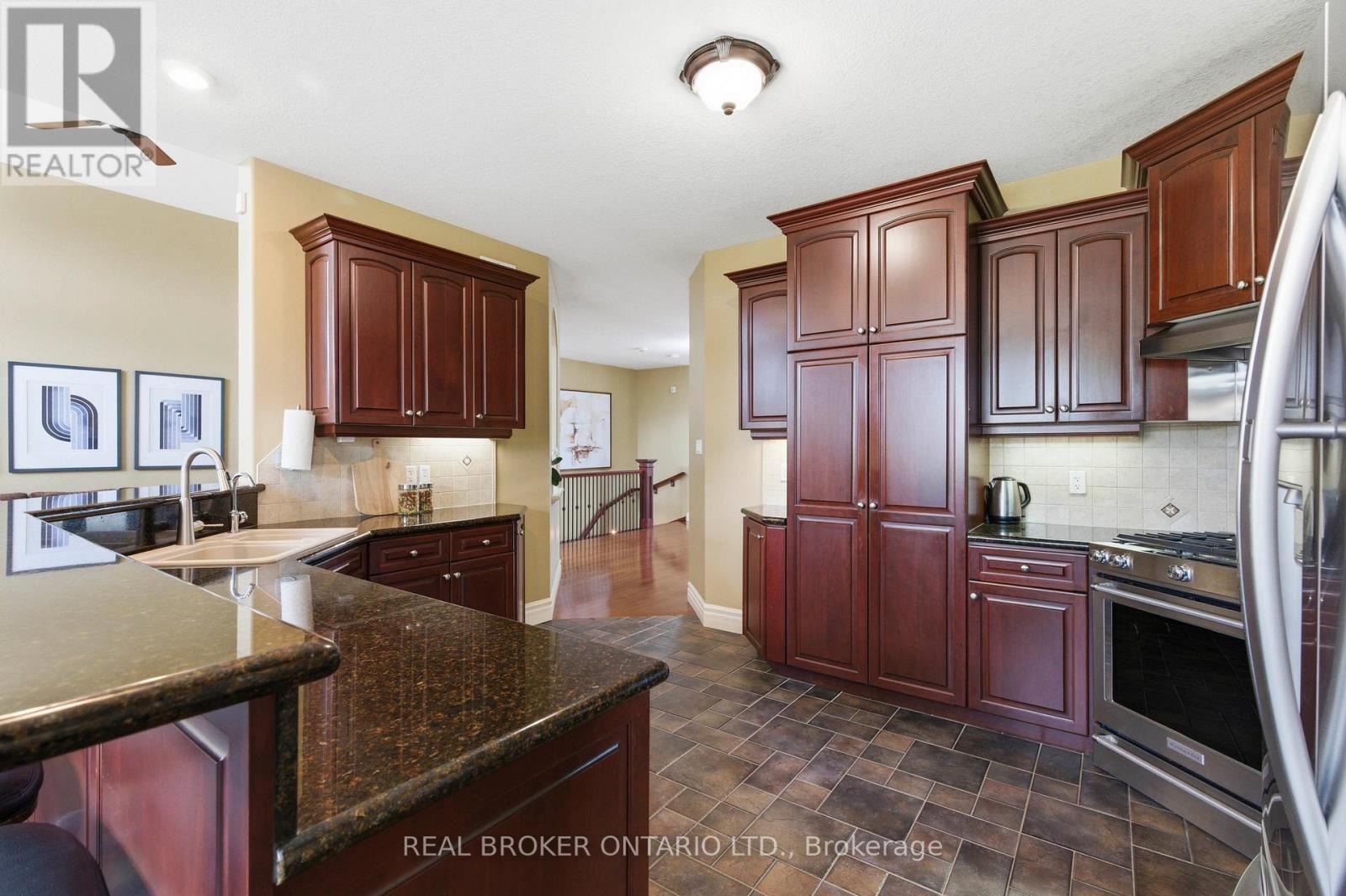 114 Pennsylvania Crescent, Kitchener, ON