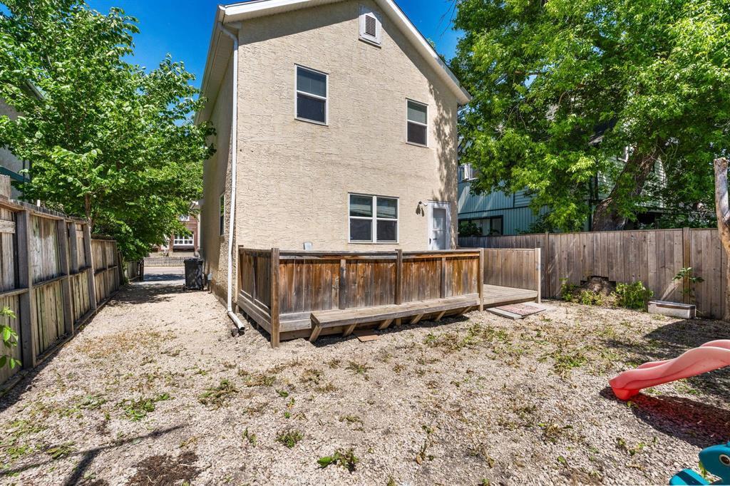 390 Alexander Avenue, Winnipeg, MB