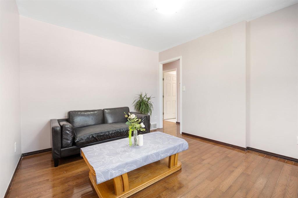 390 Alexander Avenue, Winnipeg, MB
