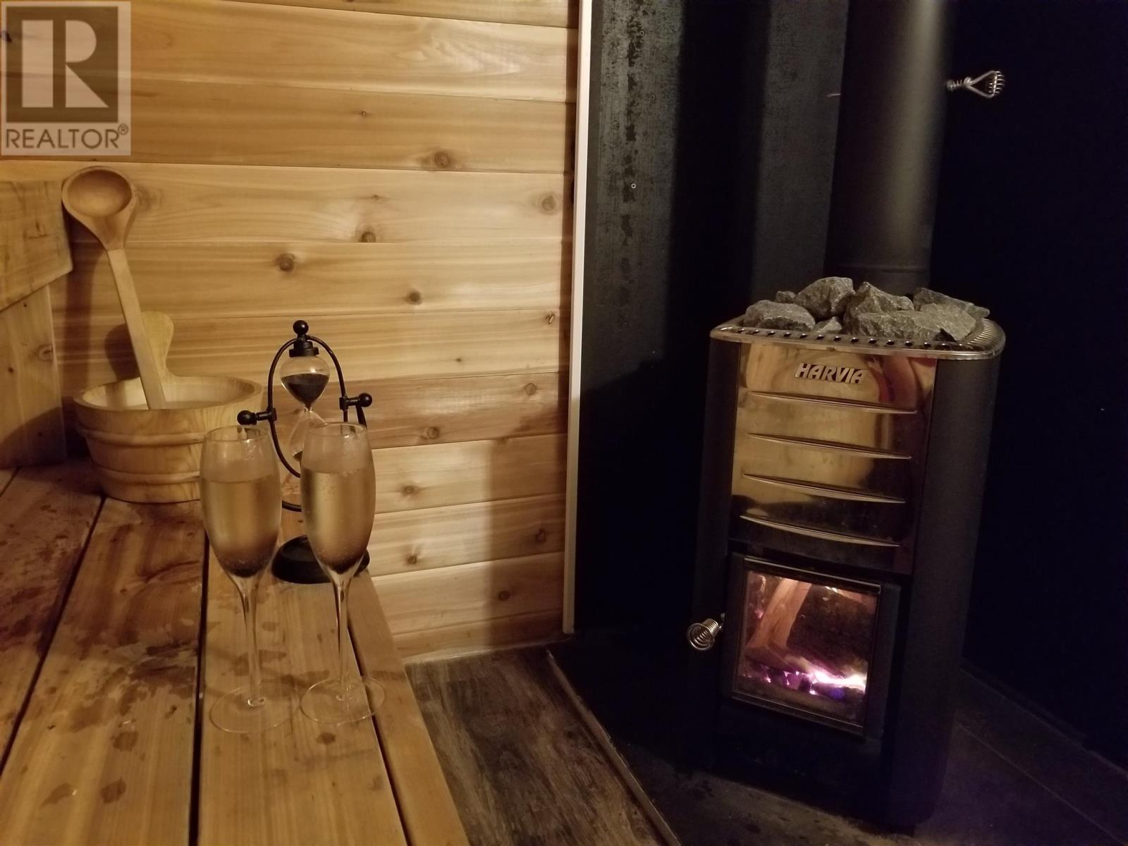 2778 Canoe Point Rd, Hilton Beach, ON - Indoor Photo Showing Other Room