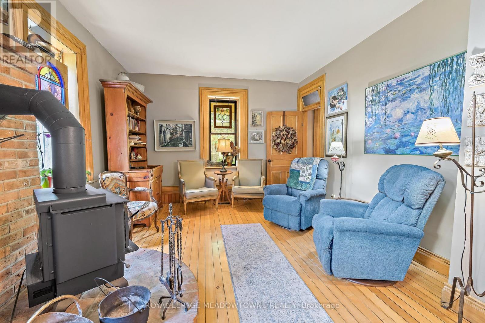 954399 7Th Line Ehs, Mono, ON - Indoor Photo Showing Living Room