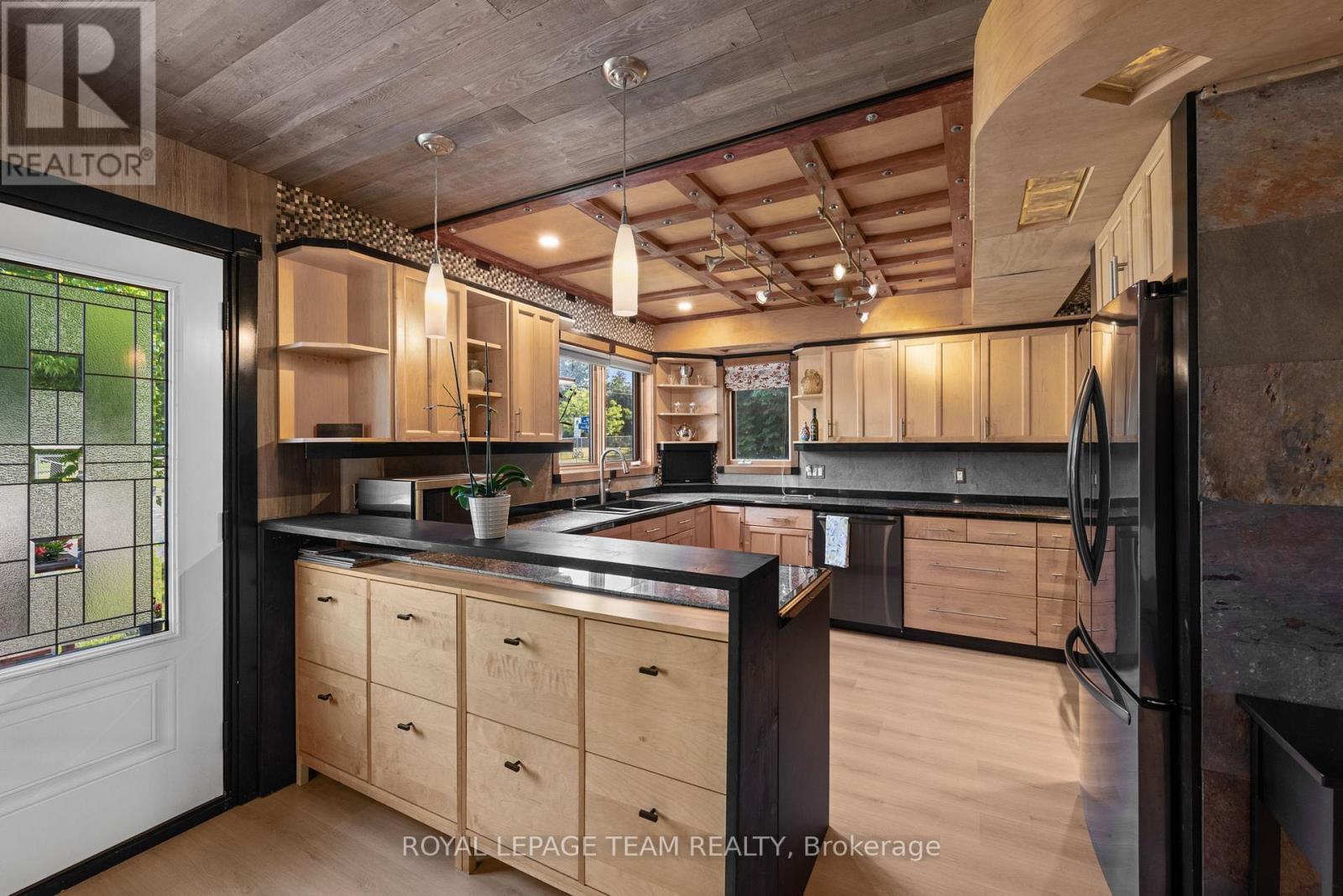 1386 Randall Avenue, Ottawa, ON