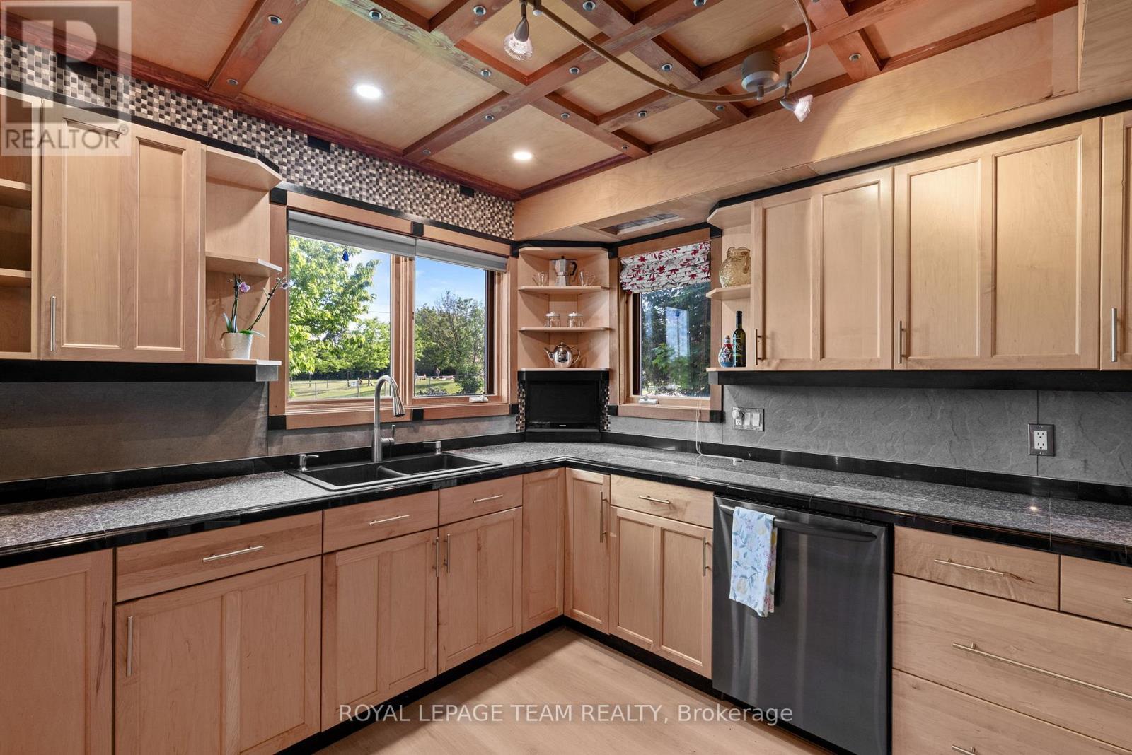 1386 Randall Avenue, Ottawa, ON