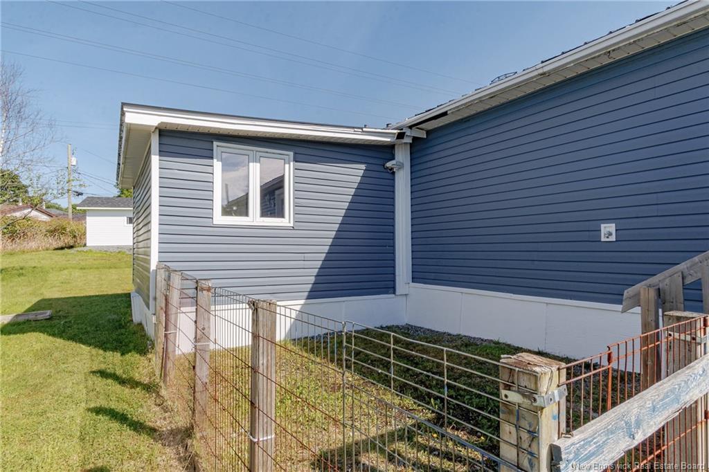 32 Violet St, Saint John, NB
