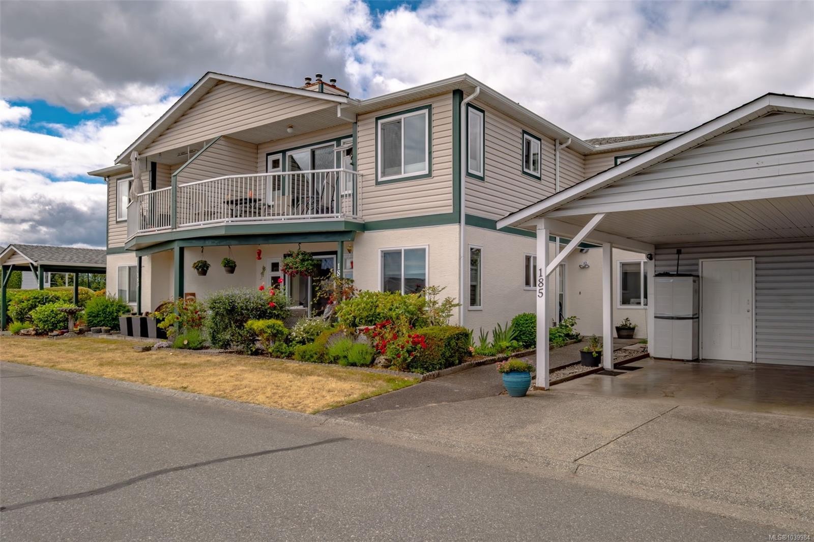 185 Bowlsby St, Nanaimo, BC
