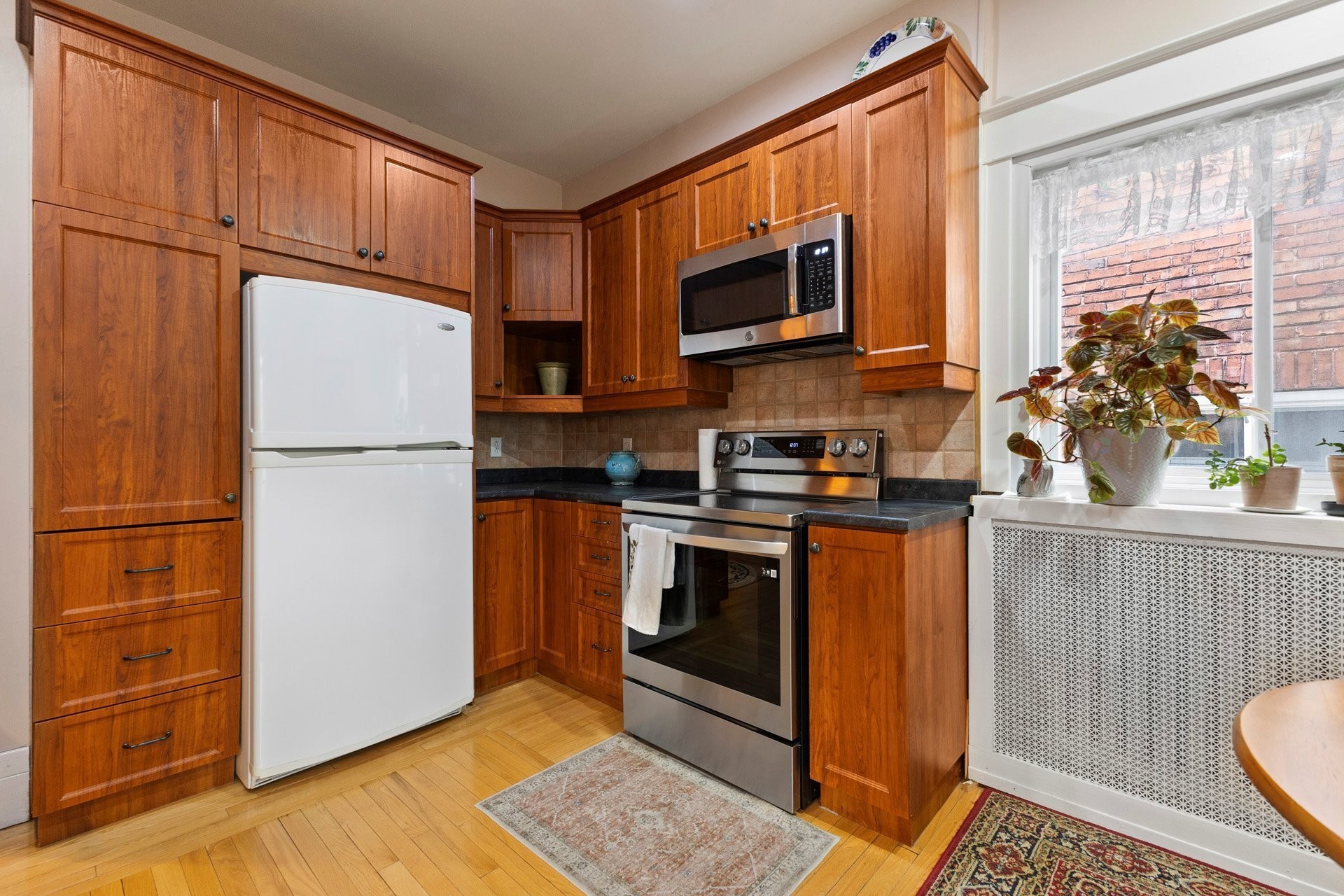 Kitchen - 4805 Av. De Melrose, Montréal (Côte-Des-Neiges/Notre-Dame-De-Grâce), QC