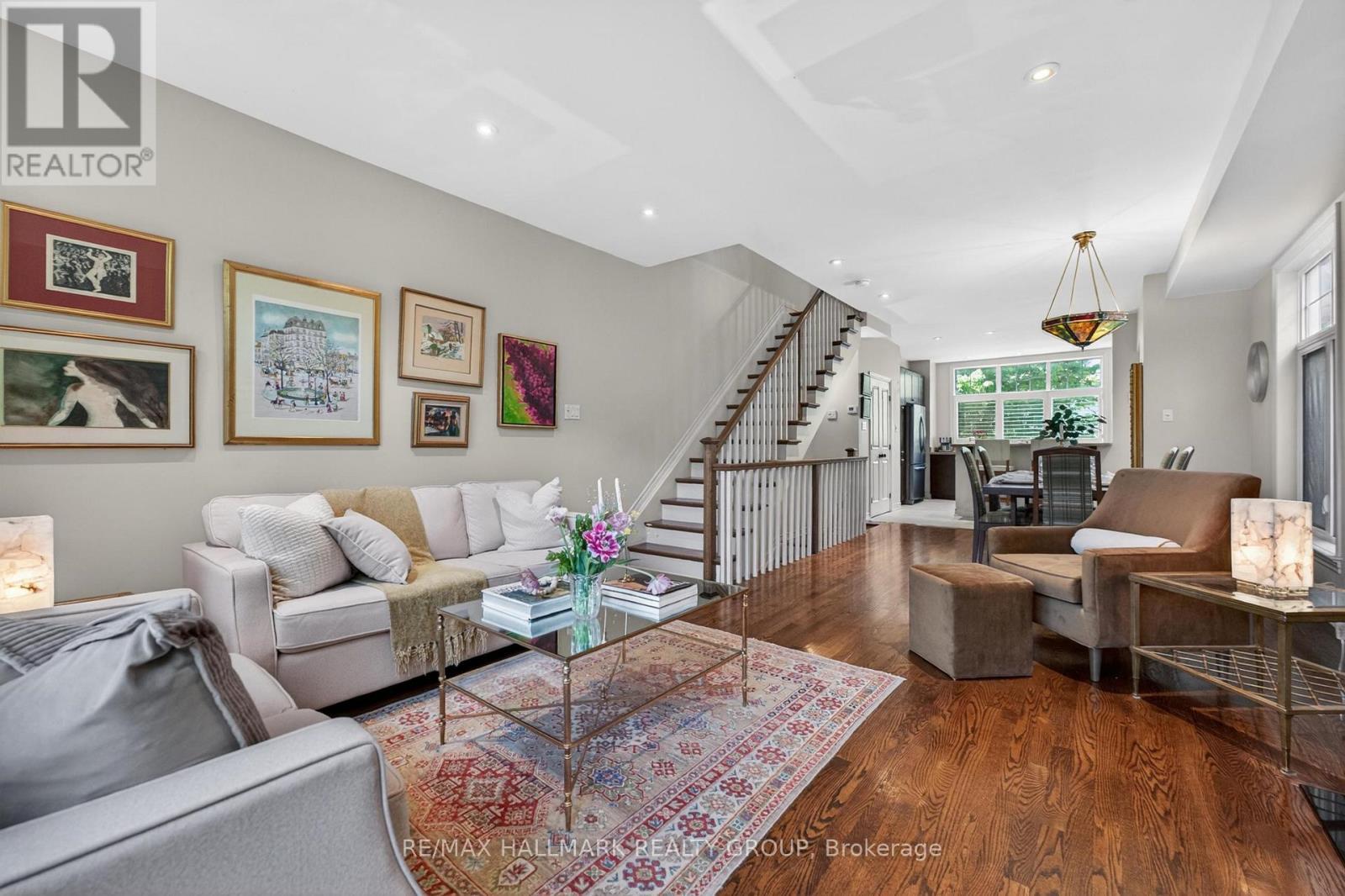 320 Iona Street, Ottawa, ON