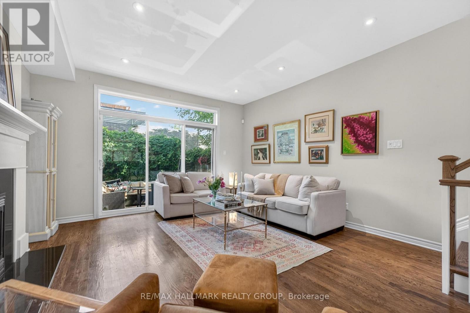 320 Iona Street, Ottawa, ON