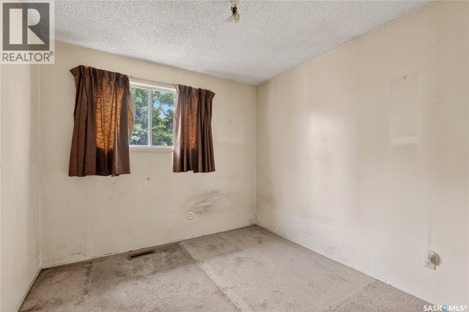 107 Grant Street, Saskatoon, SK