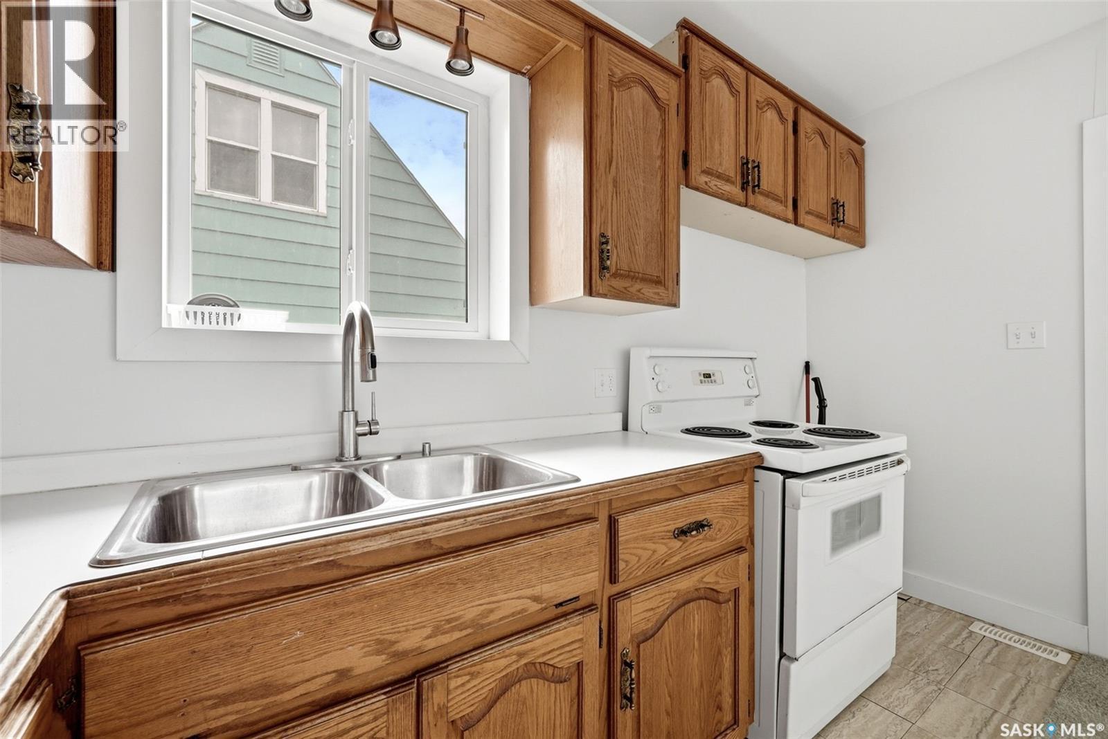 920 Atkinson Street, Regina, SK