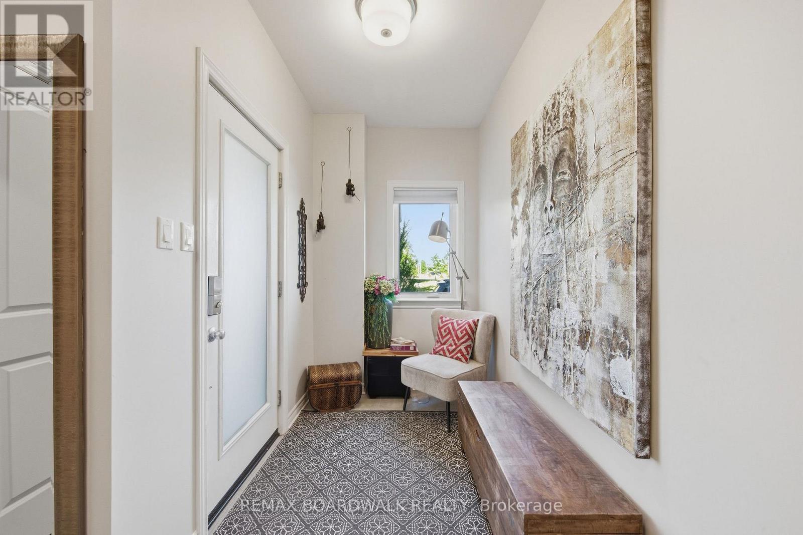 543 Labrador Crescent, Ottawa, ON - Indoor Photo Showing Other Room