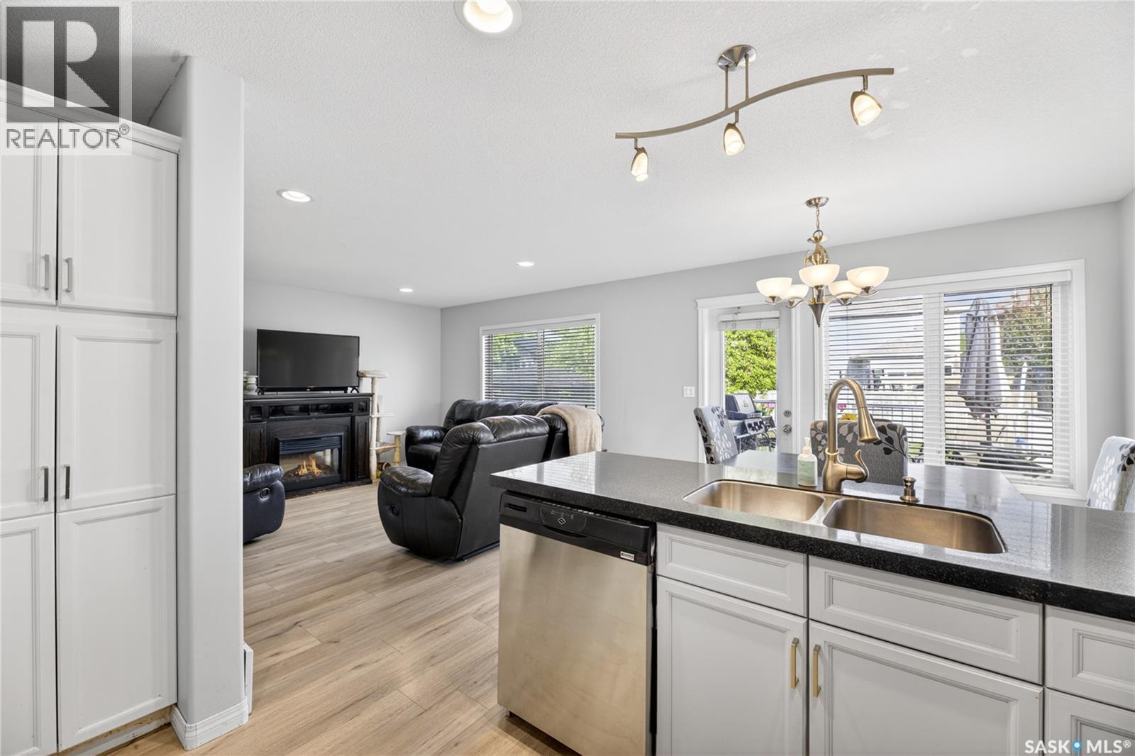 526 Beckett Crescent, Saskatoon, SK