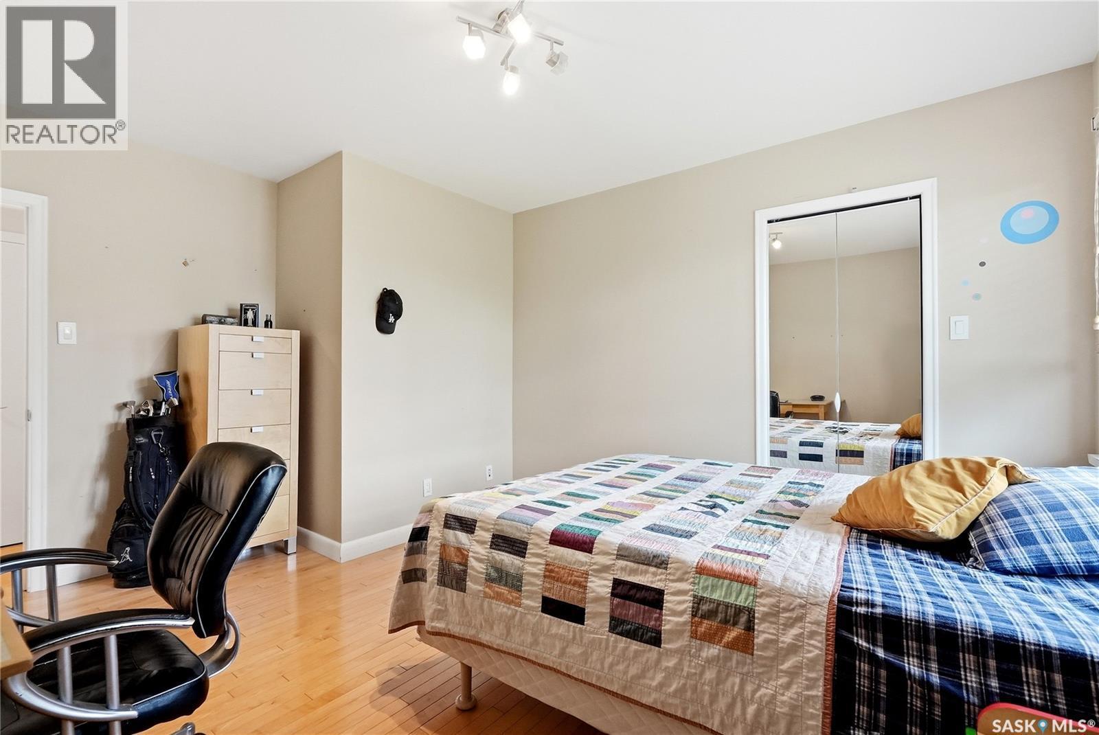 1401 13Th Street E, Saskatoon, SK