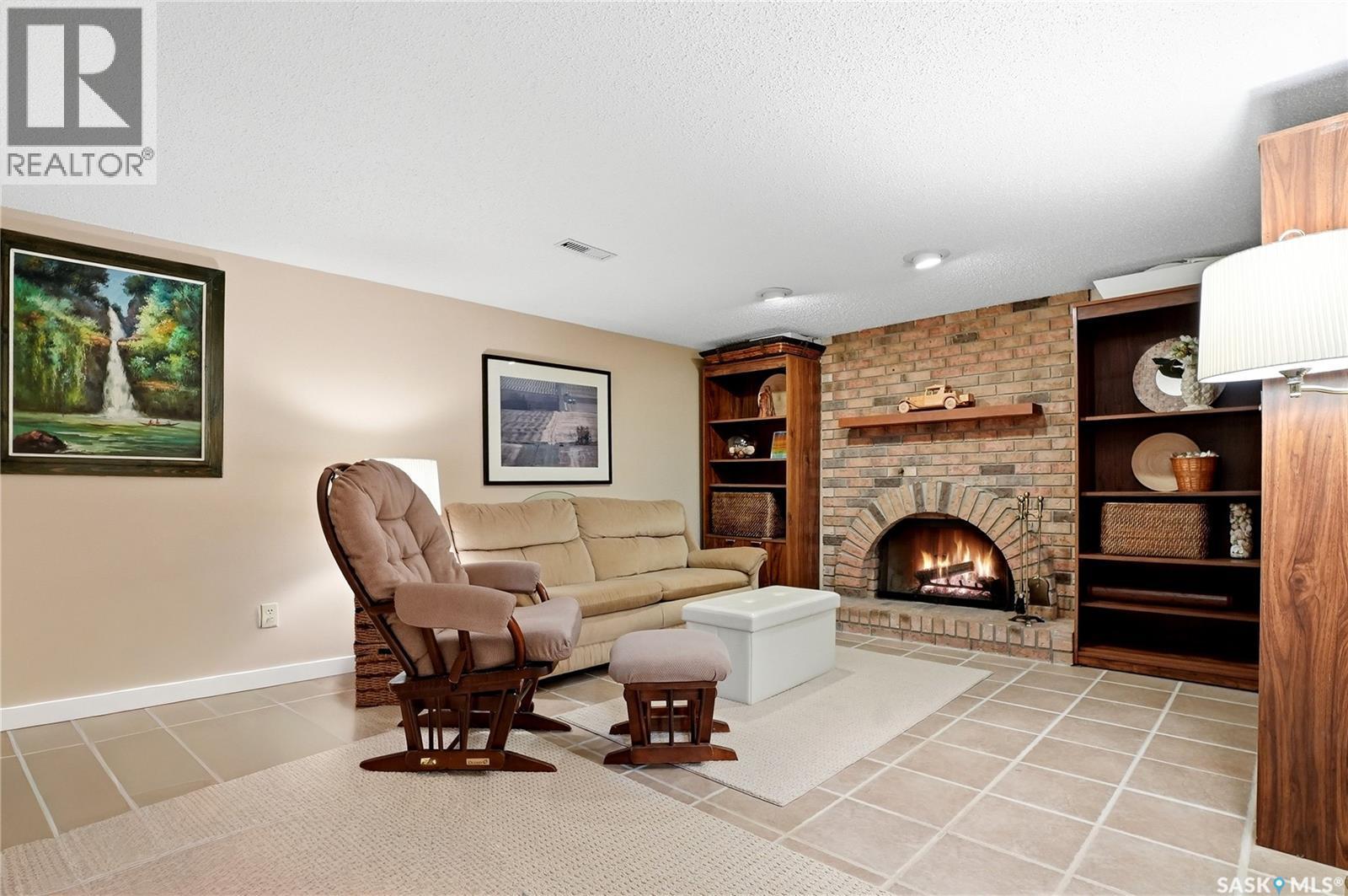 111 Richardt Place, Saskatoon, SK