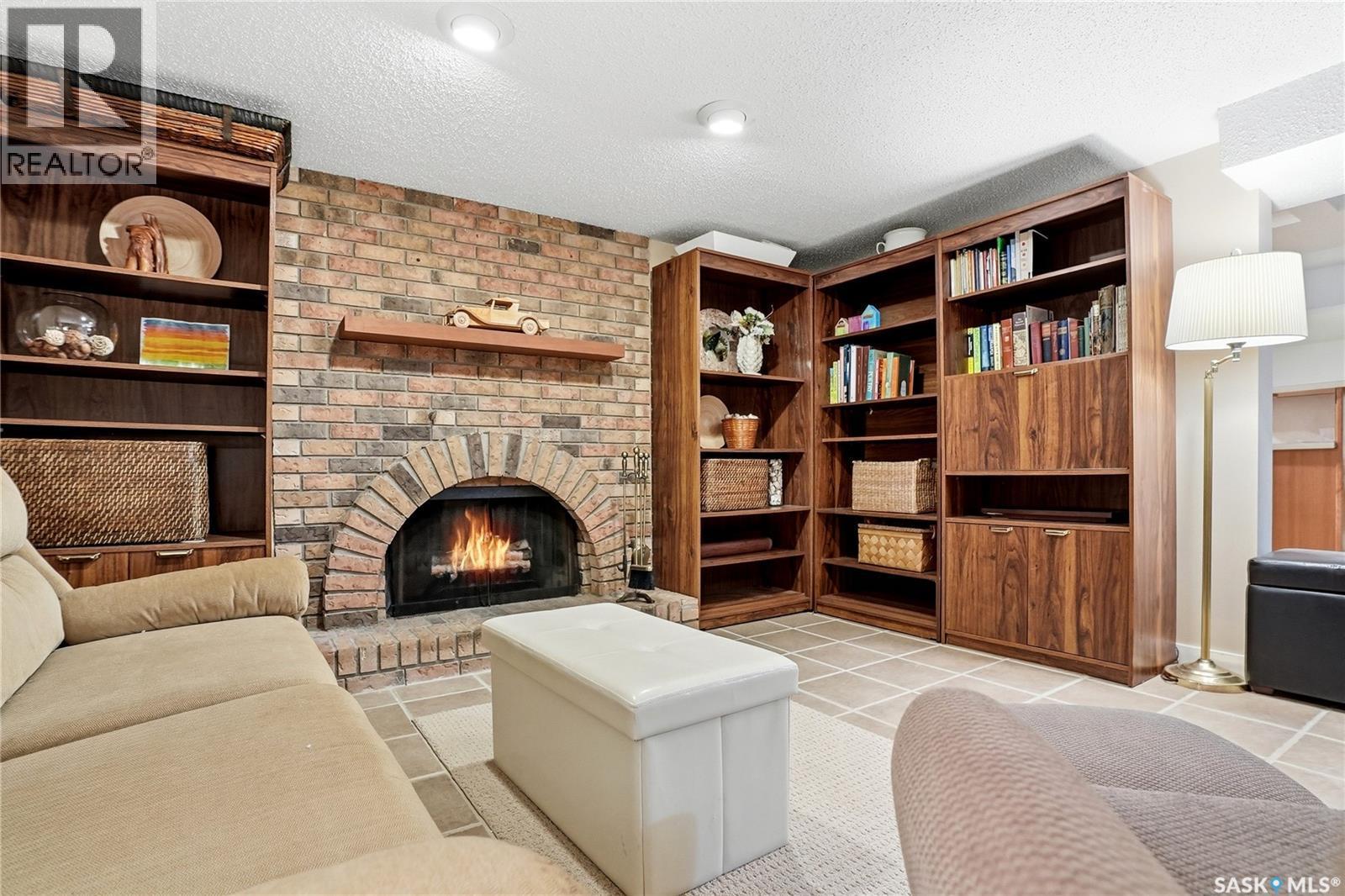 111 Richardt Place, Saskatoon, SK