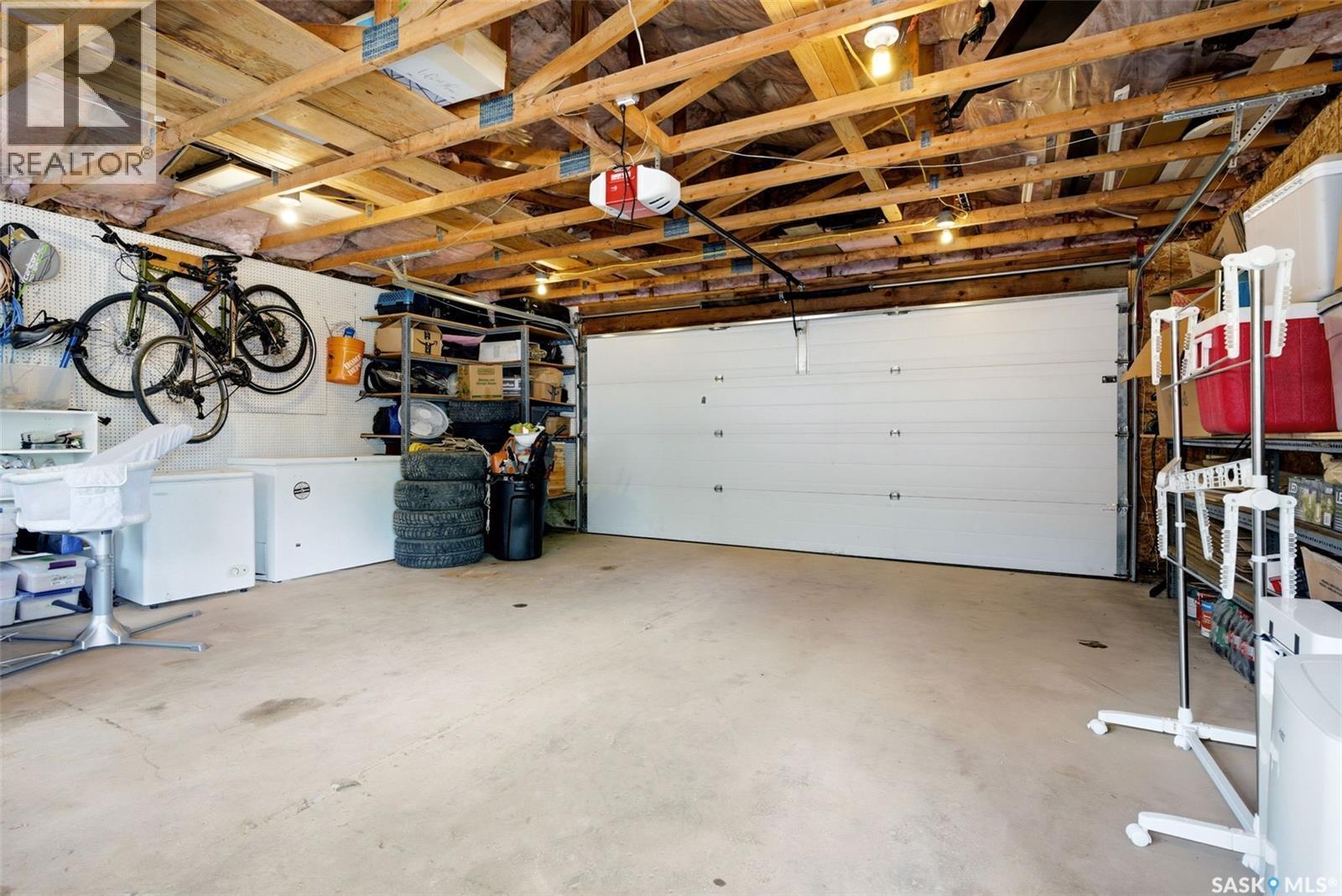 5608 2Nd Avenue N, Regina, SK