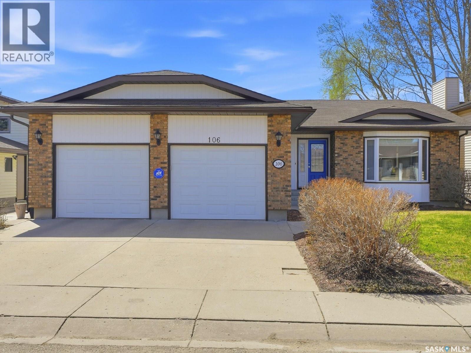 106 Jan Crescent, Saskatoon, SK