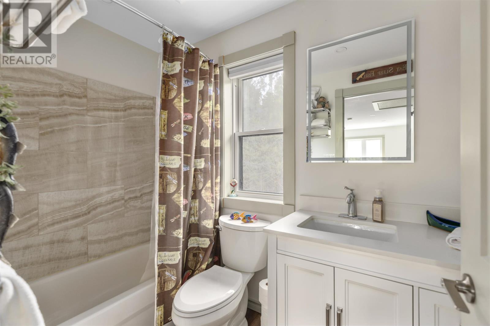 12 Lake Dr, Blind River, ON