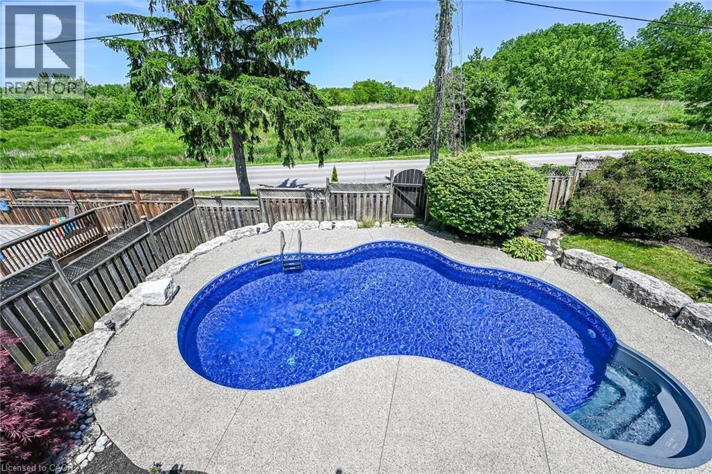 60 Dunrobin Drive, Caledonia, ON