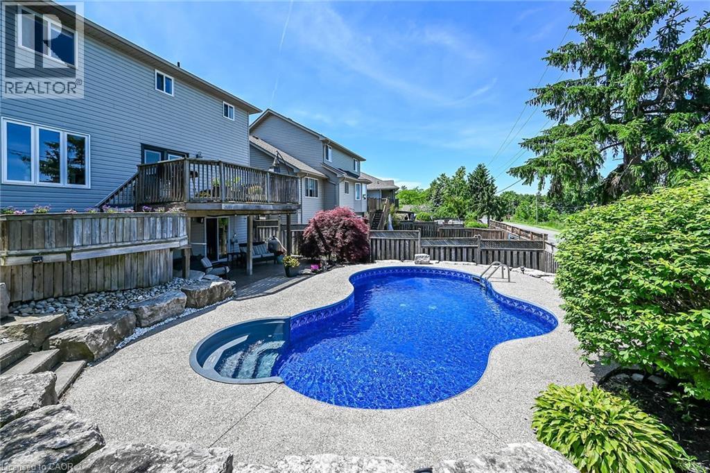 60 Dunrobin Drive, Caledonia, ON