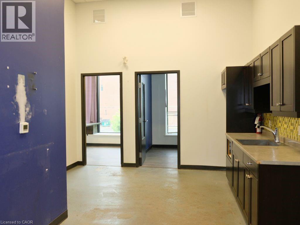 23 King William Street, Hamilton, ON