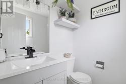Updated 2pc Primary ensuite -