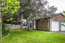 2 BARROW COURT Whitby (Lynde Creek), ON L1P 1E4