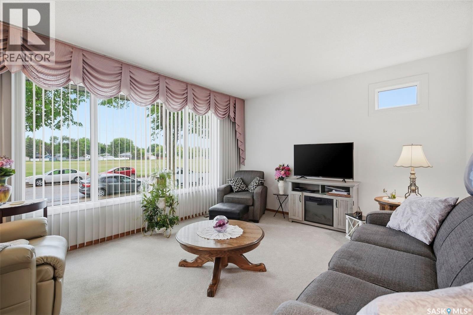 1019 Mcmillan Avenue, Saskatoon, SK