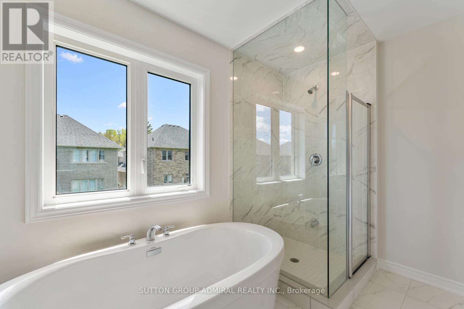 1285 Davis Loop, Innisfil, ON