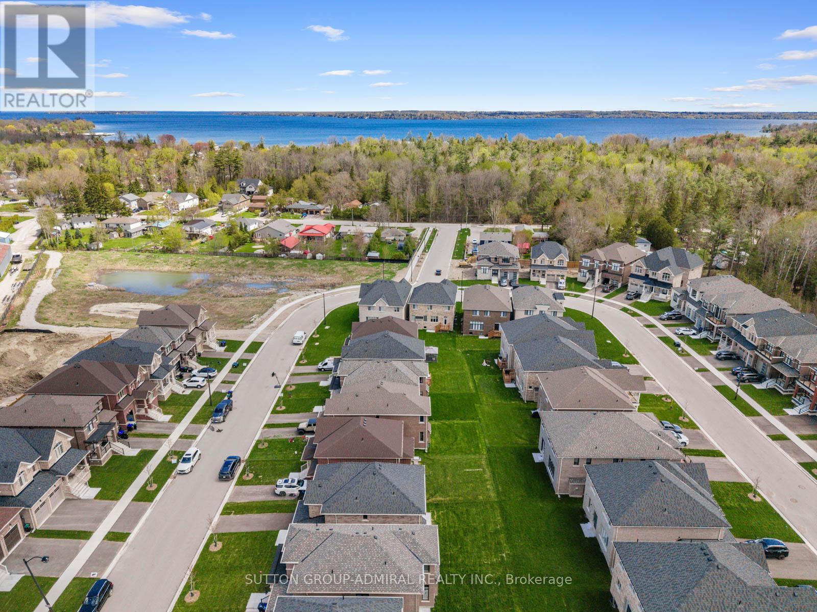 1285 Davis Loop, Innisfil, ON