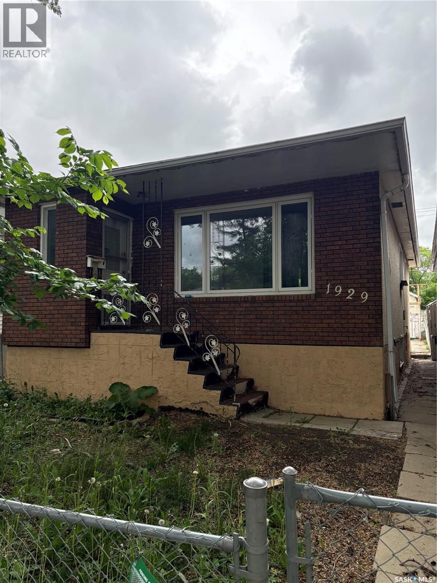 1929 Quebec Street, Regina, SK