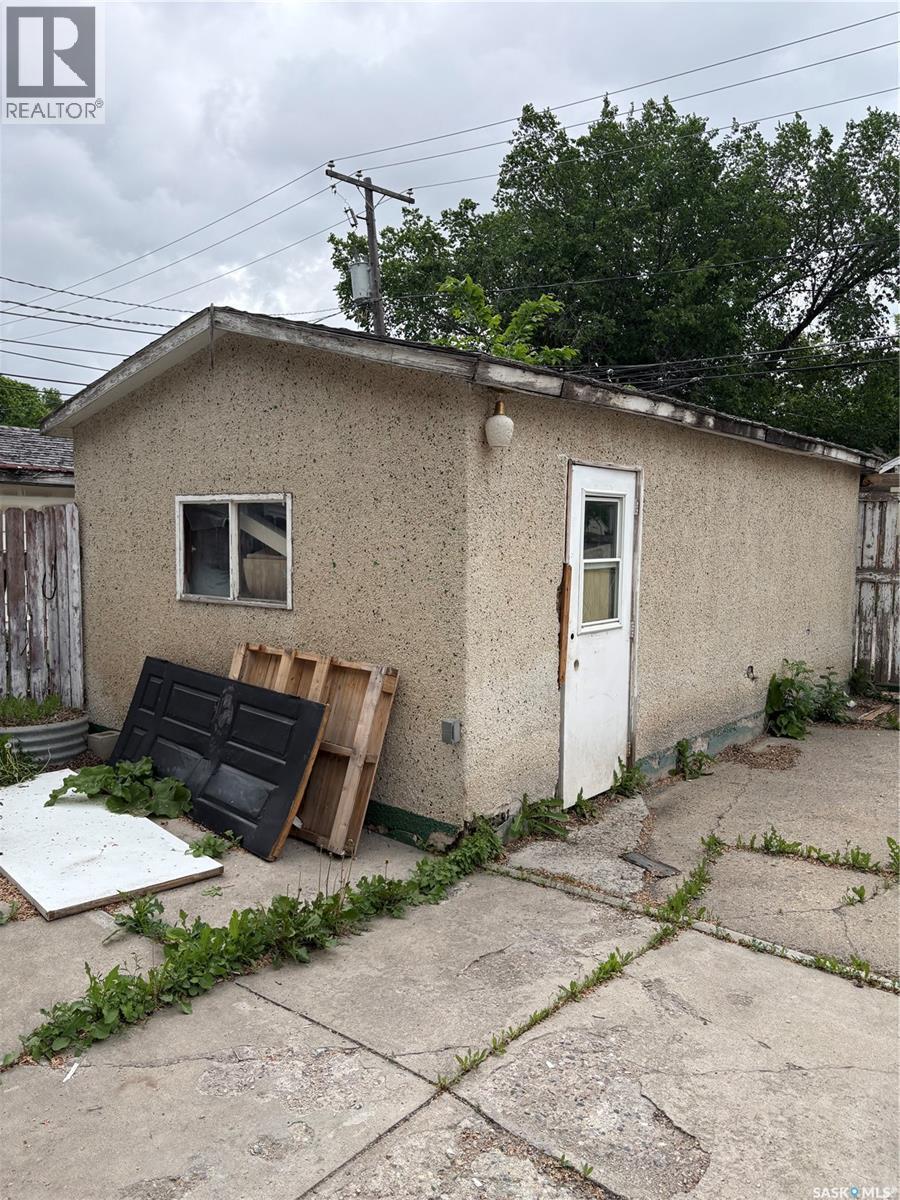 1929 Quebec Street, Regina, SK