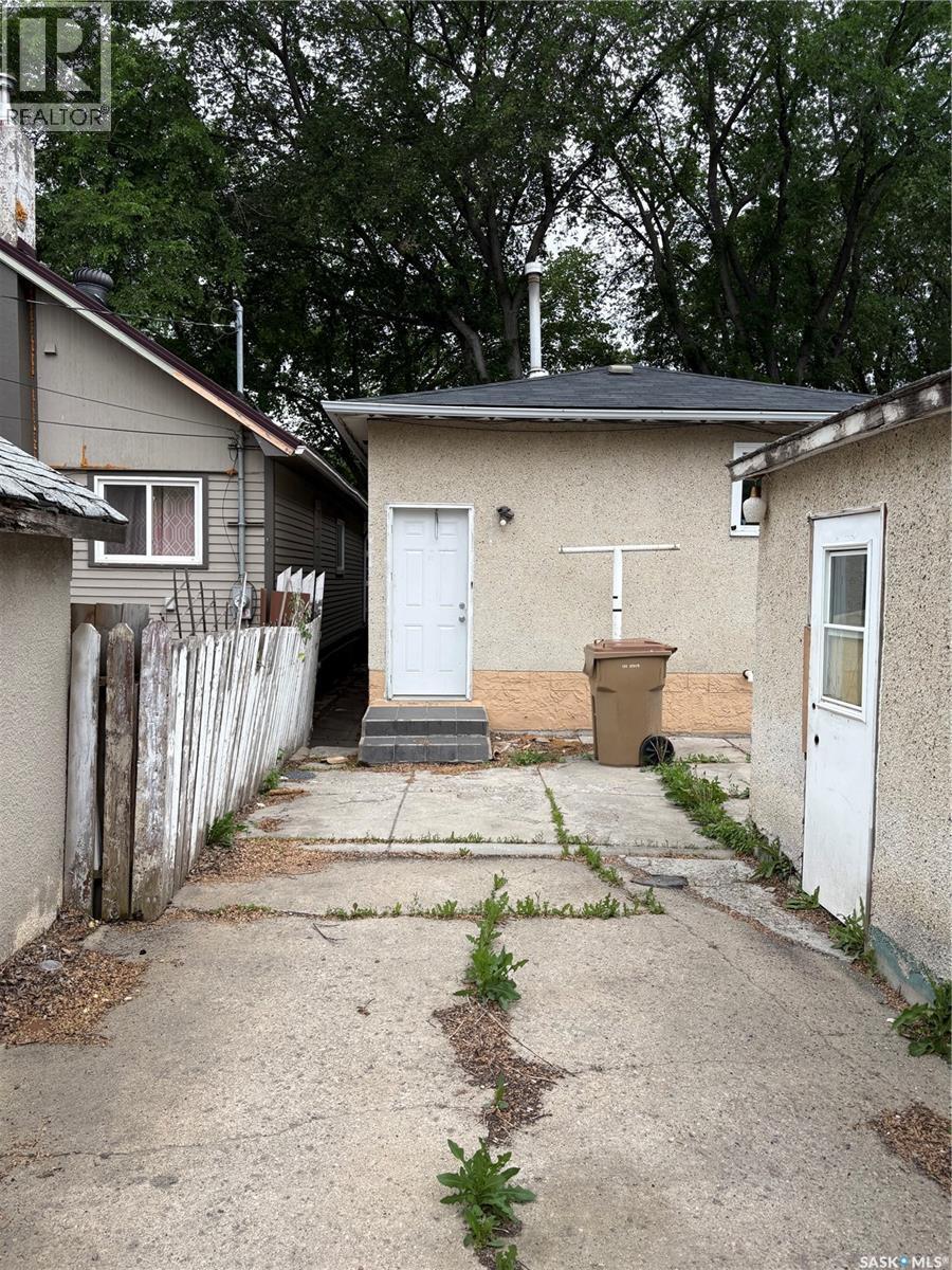 1929 Quebec Street, Regina, SK